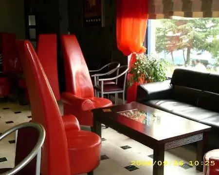 Grand Palace Hotell 3*