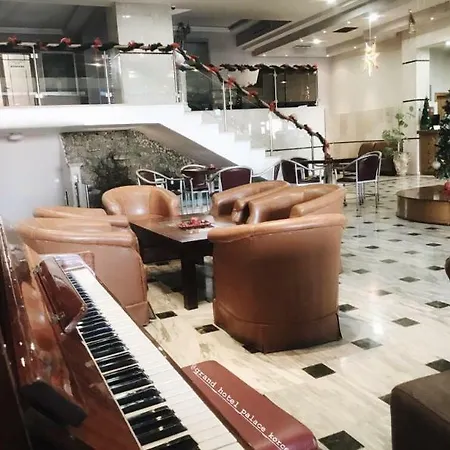 Grand Palace Hotel