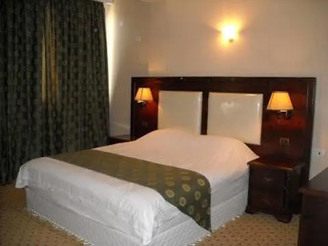 Grand Palace Hotel Korce